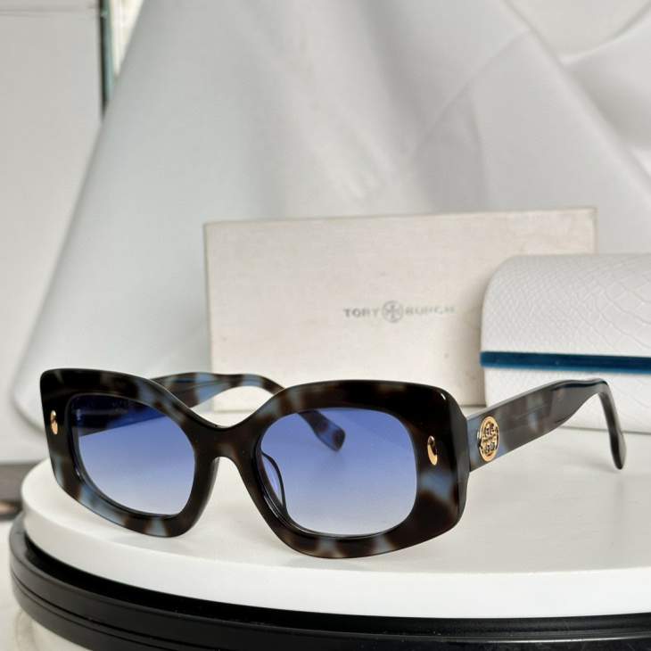 Picture of Jimmy Choo Sunglasses _SKUfw71367773fw